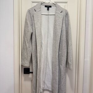 Forever 21 Light Gray Knit Top